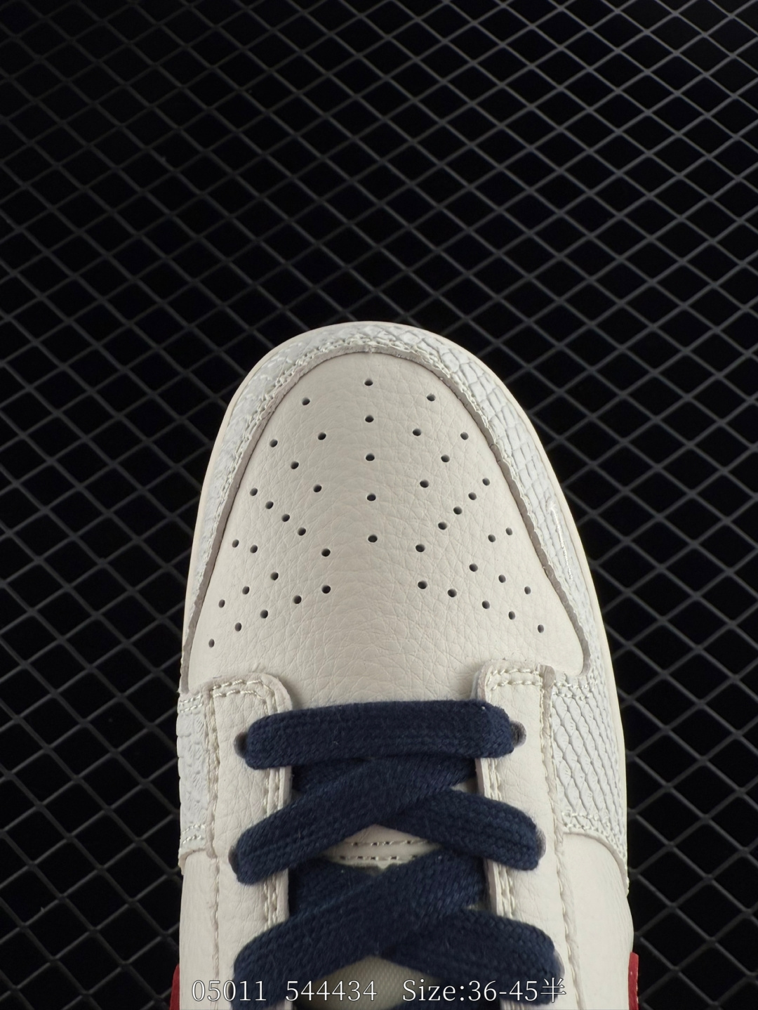 Travis Scott x Air Jordan 1 ” Reverse Mocha “